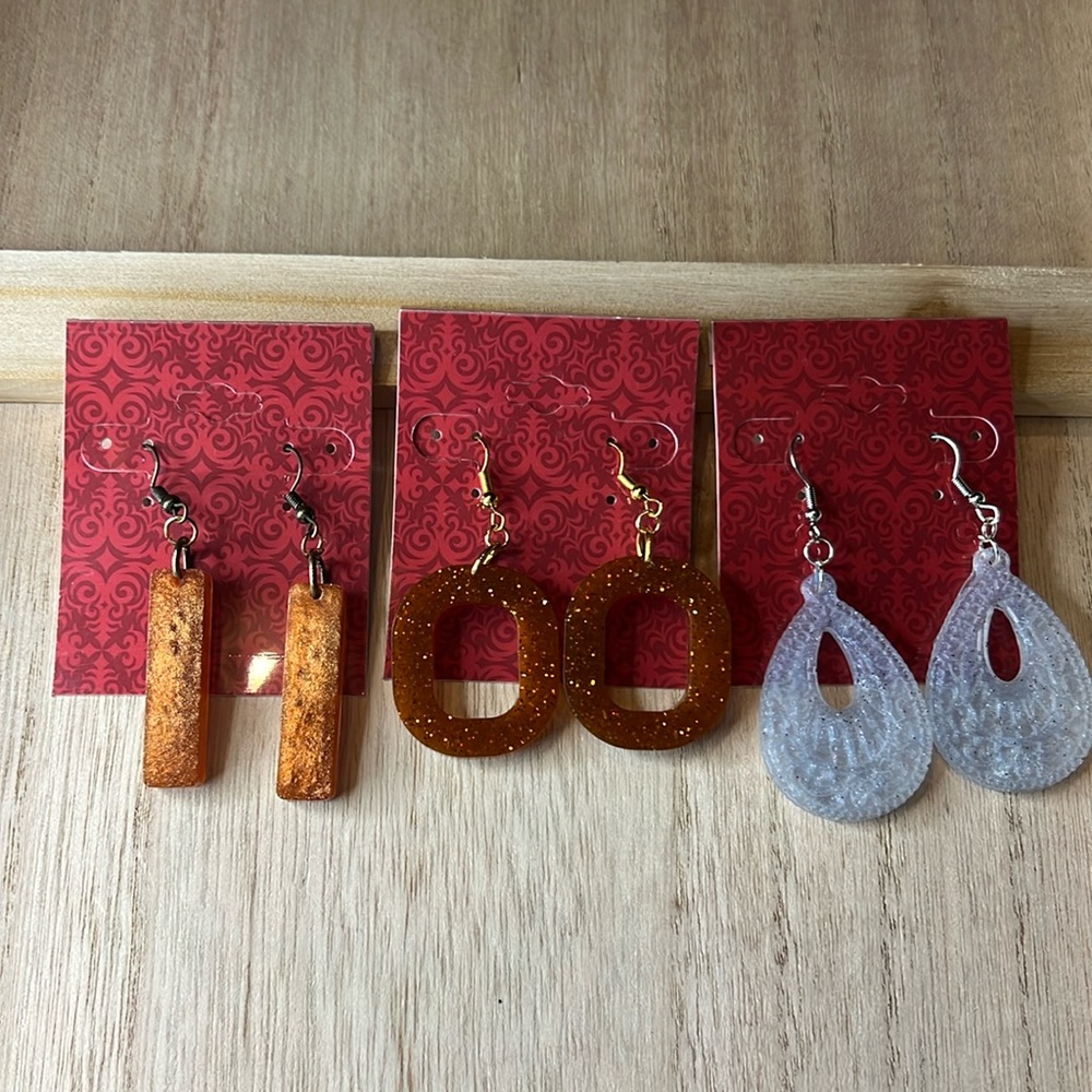 3 pairs of dangle earrings